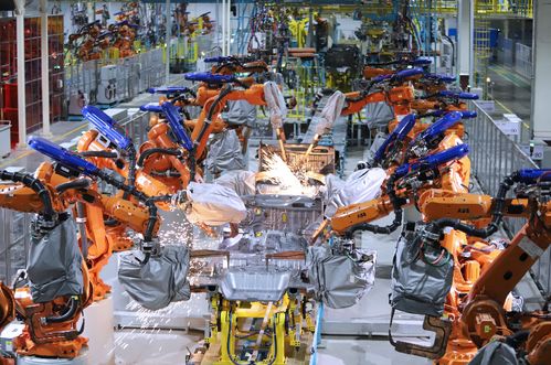 海馬汽車榮膺中國智能制造最佳實(shí)踐獎(jiǎng)，兩會(huì)閉幕聚焦高質(zhì)量發(fā)展